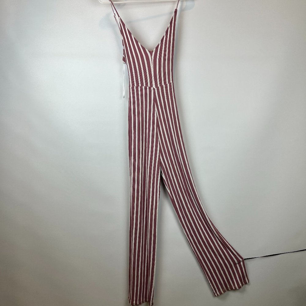 Love Tree Women's Red & White Sleeveless Striped Tall Jumpsuit Romper Sz…
